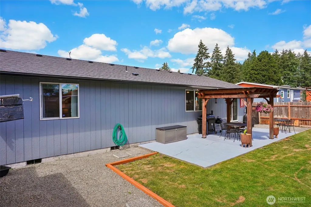 716 E 190th Spanaway WA 98387