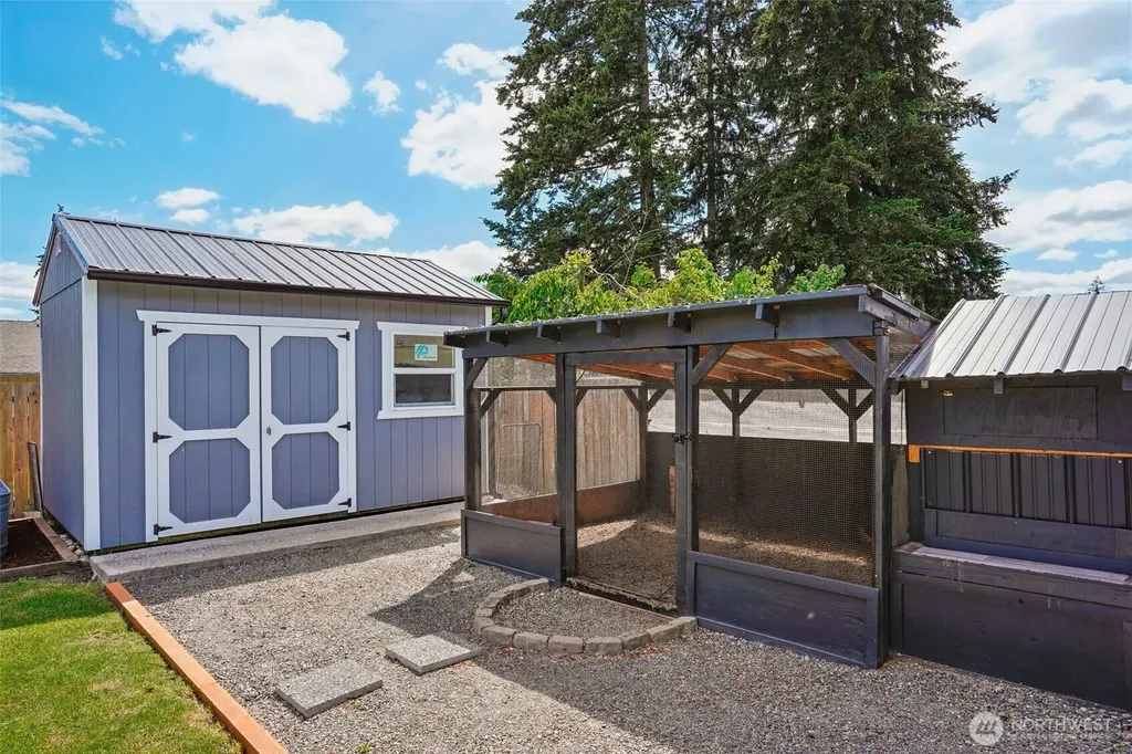716 E 190th Spanaway WA 98387