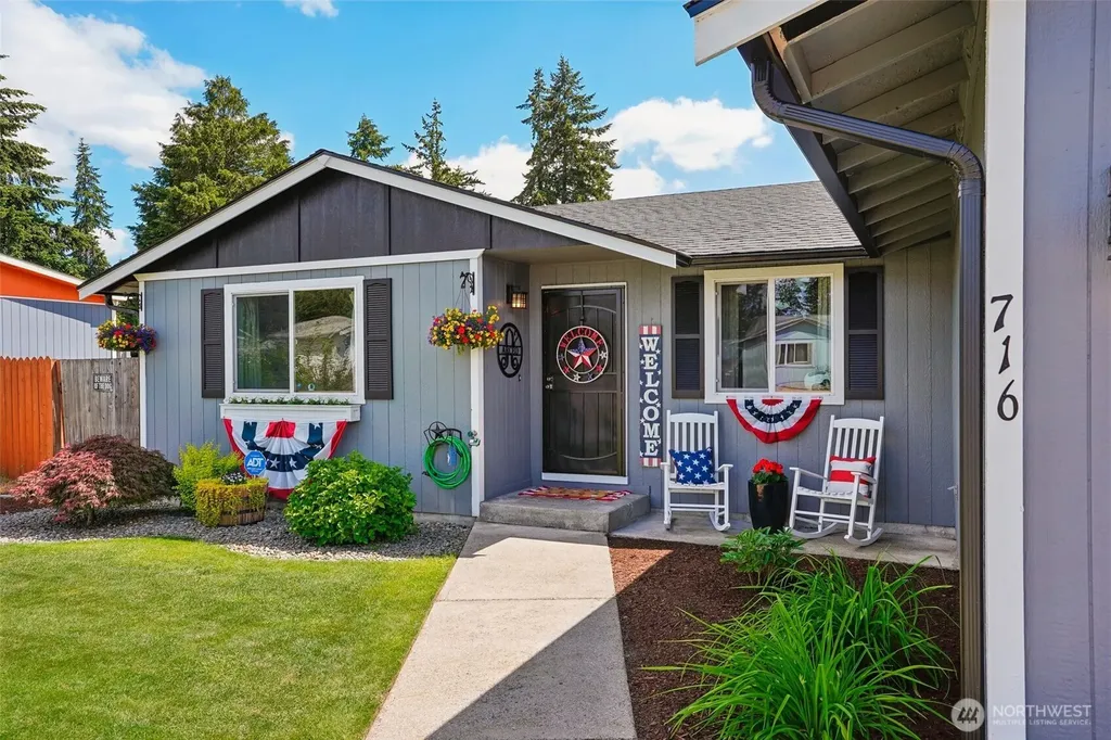 716 E 190th Spanaway WA 98387