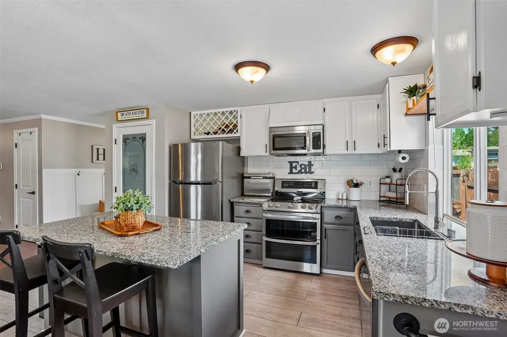 716 E 190th Spanaway WA 98387