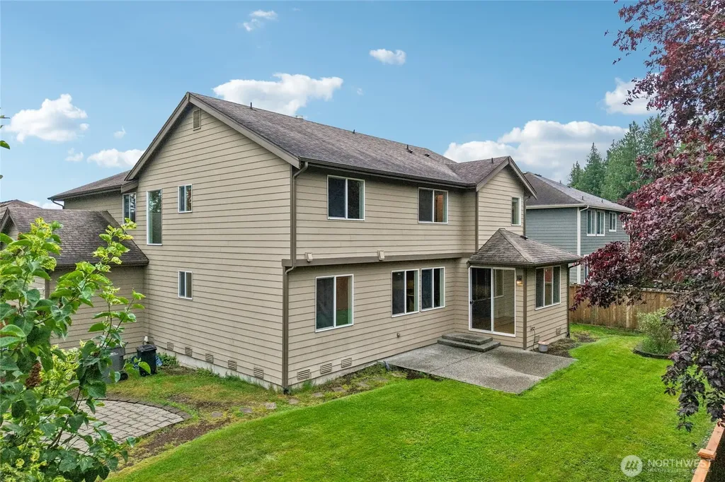 17280 NE 120th Way Redmond WA 98052