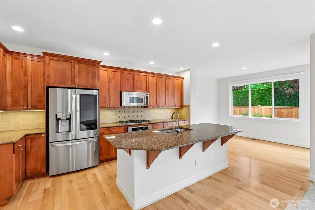17280 NE 120th Way Redmond WA 98052