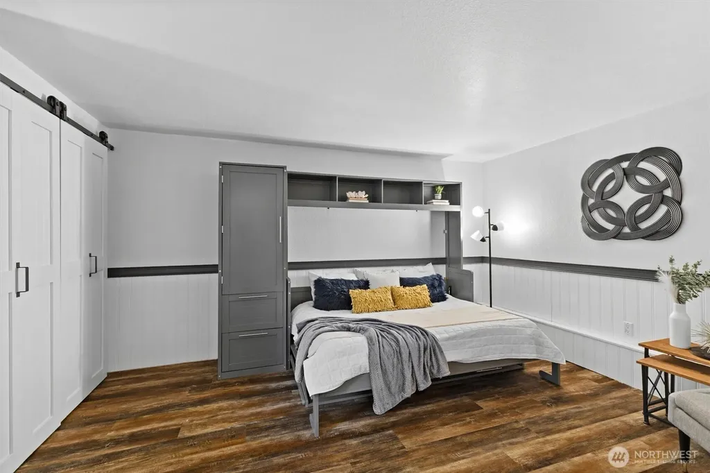 16306 Valhalla Drive Bothell WA 98011