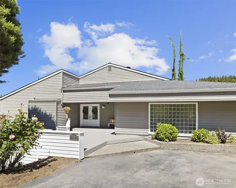 16306 Valhalla Drive Bothell WA 98011