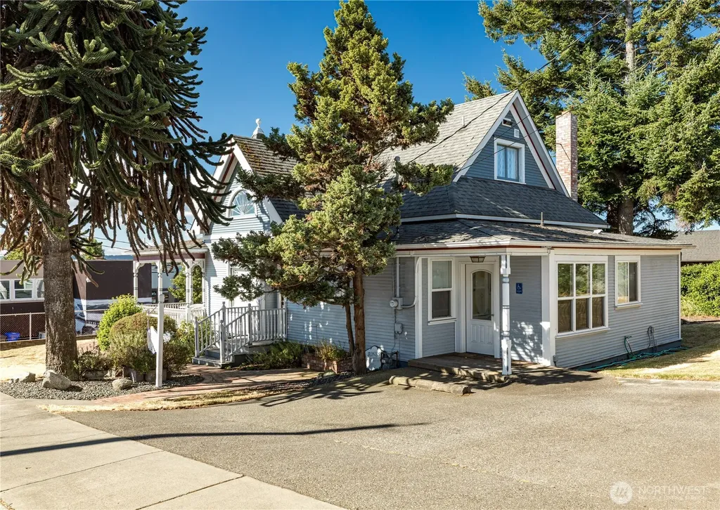 1199 SE Dock Street Oak Harbor WA 98277