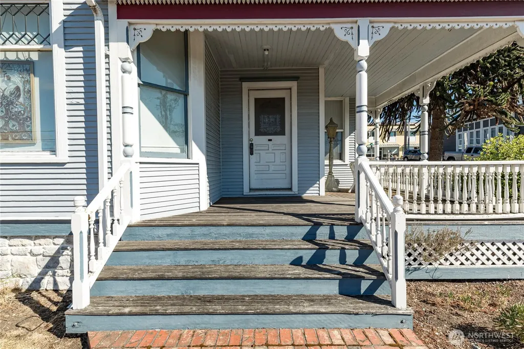 1199 SE Dock Street Oak Harbor WA 98277
