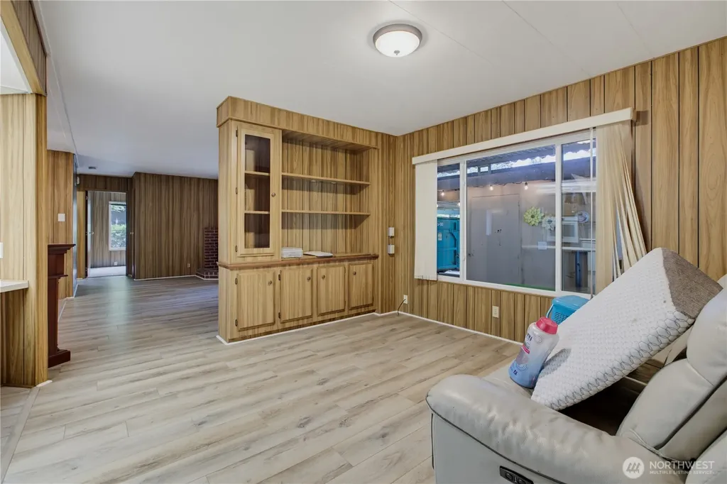 10414 Peacock Hill Avenue Gig Harbor WA 98332