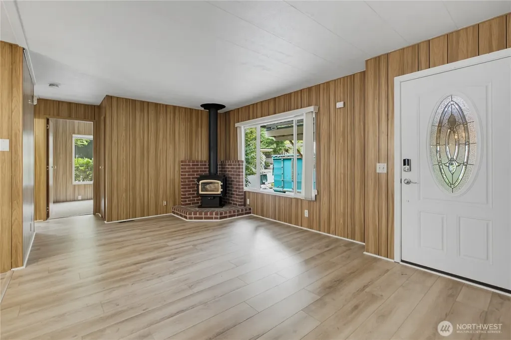10414 Peacock Hill Avenue Gig Harbor WA 98332