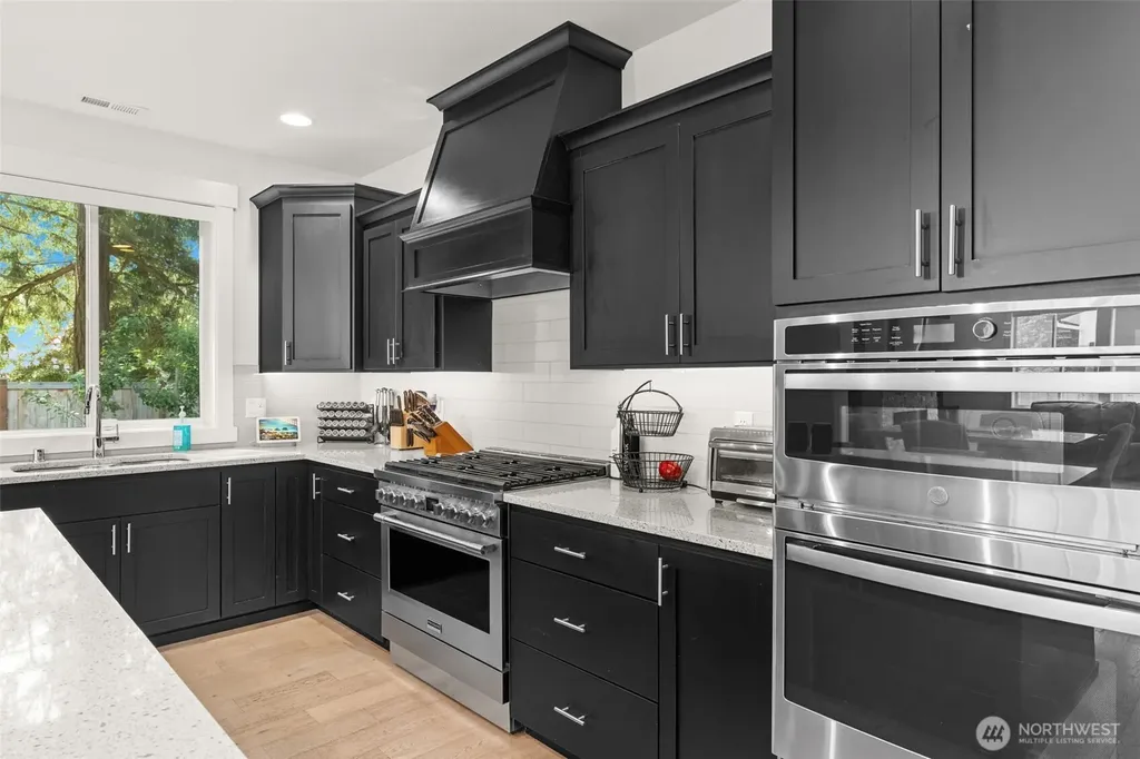 7708 Zircon Drive SW Lakewood WA 98489