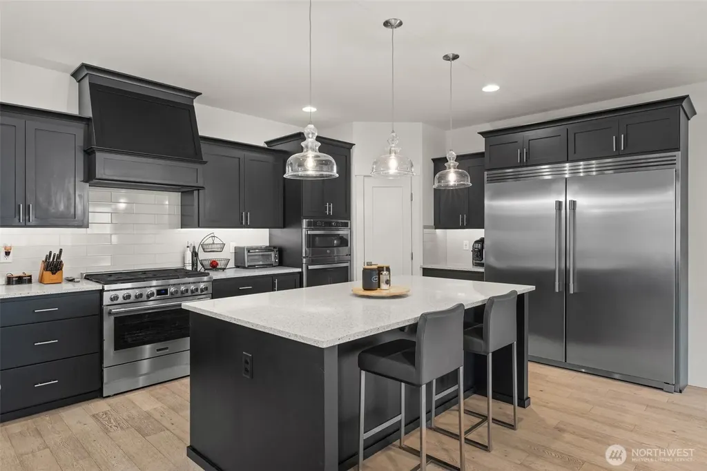 7708 Zircon Drive SW Lakewood WA 98489