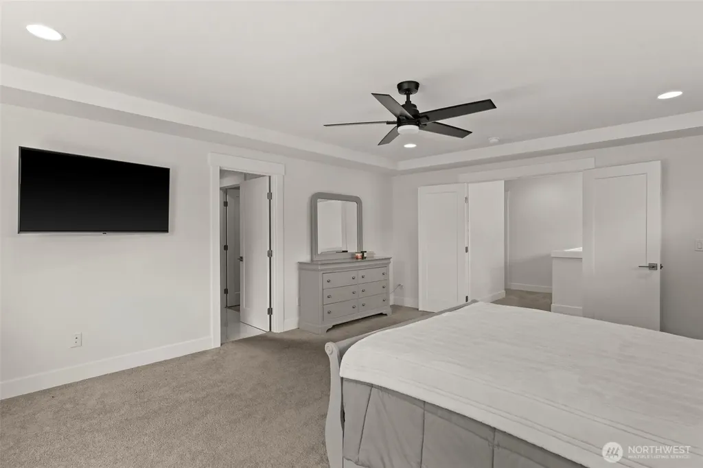 7708 Zircon Drive SW Lakewood WA 98489