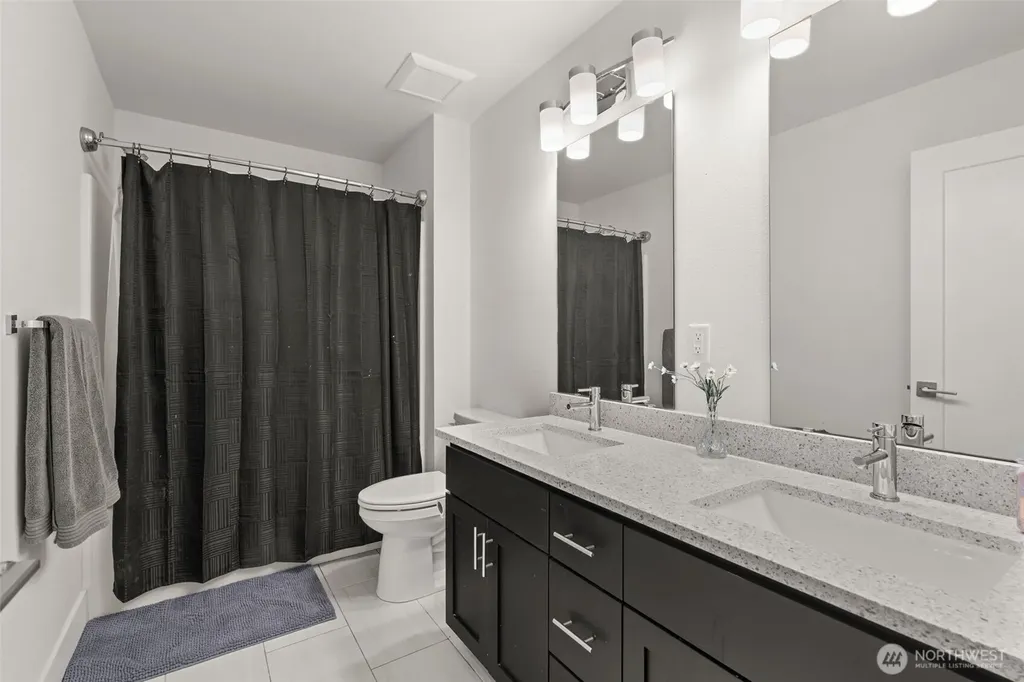 7708 Zircon Drive SW Lakewood WA 98489