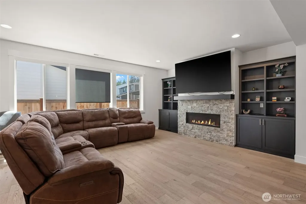 7708 Zircon Drive SW Lakewood WA 98489
