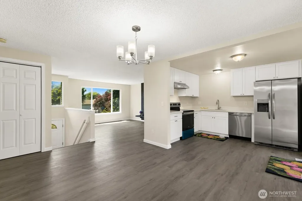 12630 SE 215th Street Kent WA 98031