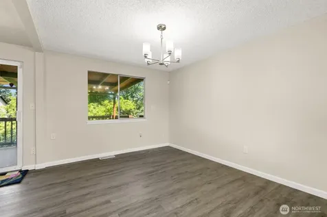 12630 SE 215th Street Kent WA 98031