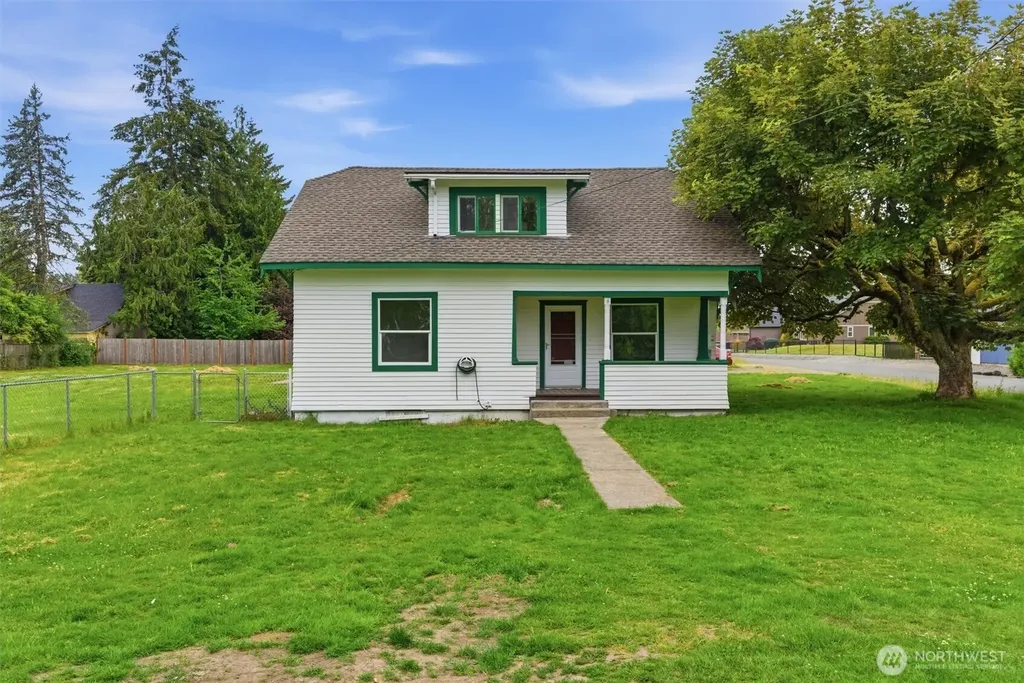 10302 E 40th Avenue Tacoma WA 98446