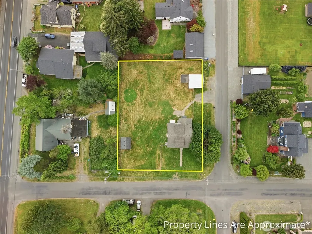 10302 E 40th Avenue Tacoma WA 98446