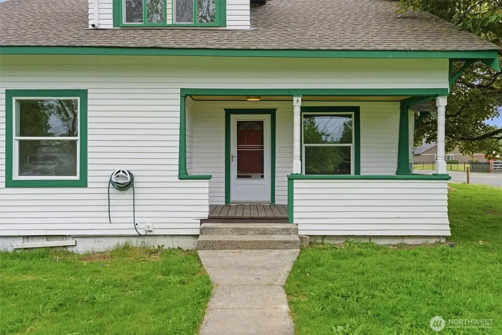 10302 E 40th Avenue Tacoma WA 98446