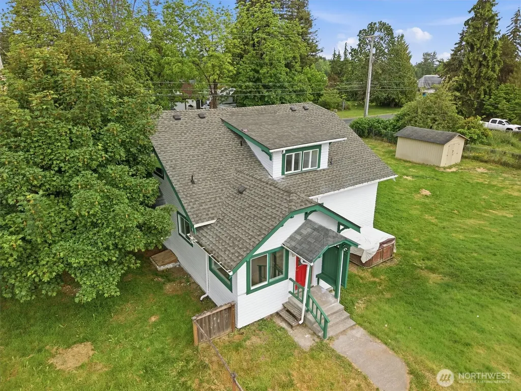 10302 E 40th Avenue Tacoma WA 98446
