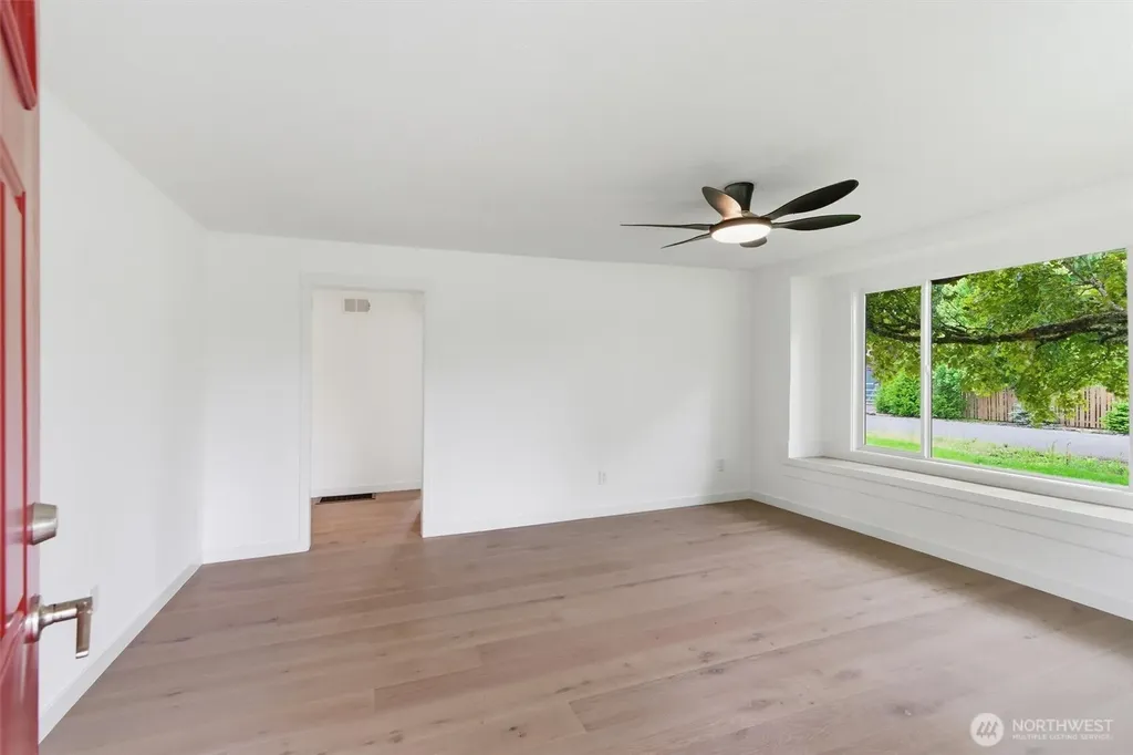 10302 E 40th Avenue Tacoma WA 98446