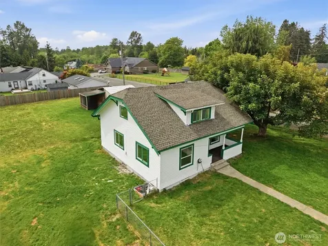 10302 E 40th Avenue Tacoma WA 98446