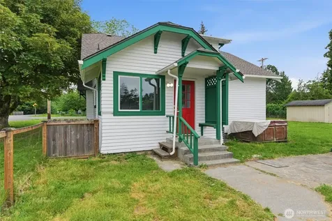 10302 E 40th Avenue Tacoma WA 98446