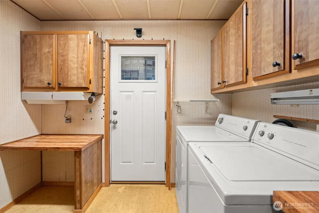 5307 5307 State Highway 303 Bremerton WA 98311