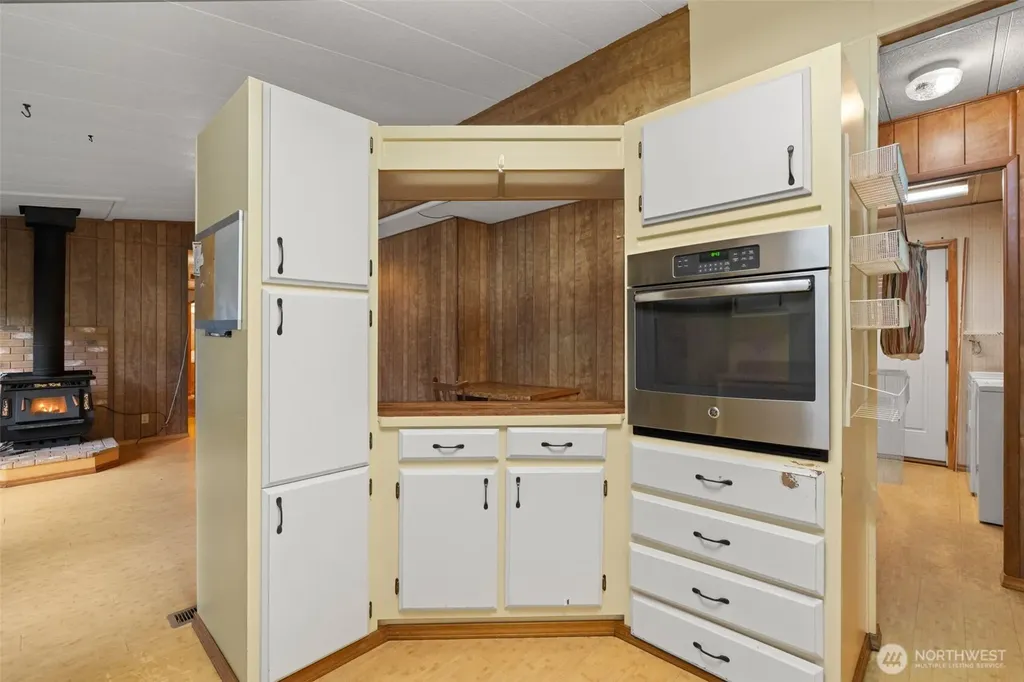 5307 5307 State Highway 303 Bremerton WA 98311