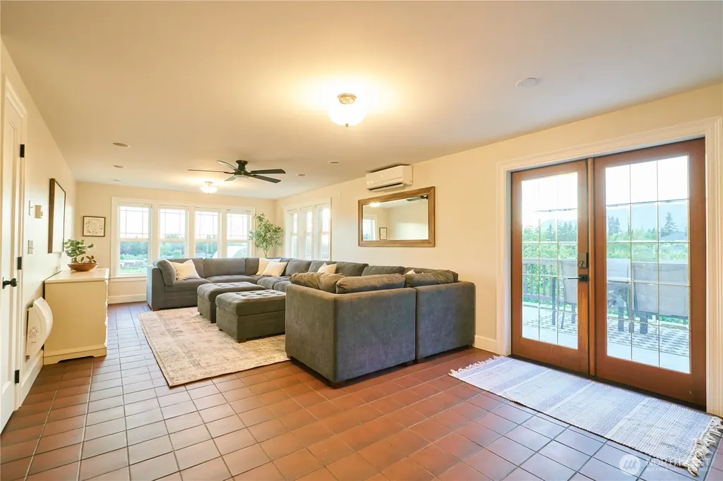 25630 Jim Creek Road Arlington WA 98223