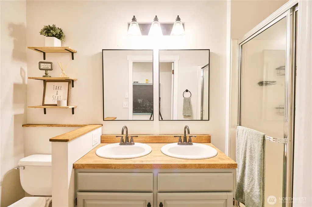 25630 Jim Creek Road Arlington WA 98223