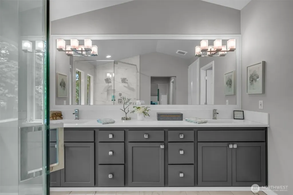 6680 163rd Place SE Bellevue WA 98006