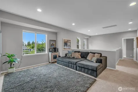 6680 163rd Place SE Bellevue WA 98006