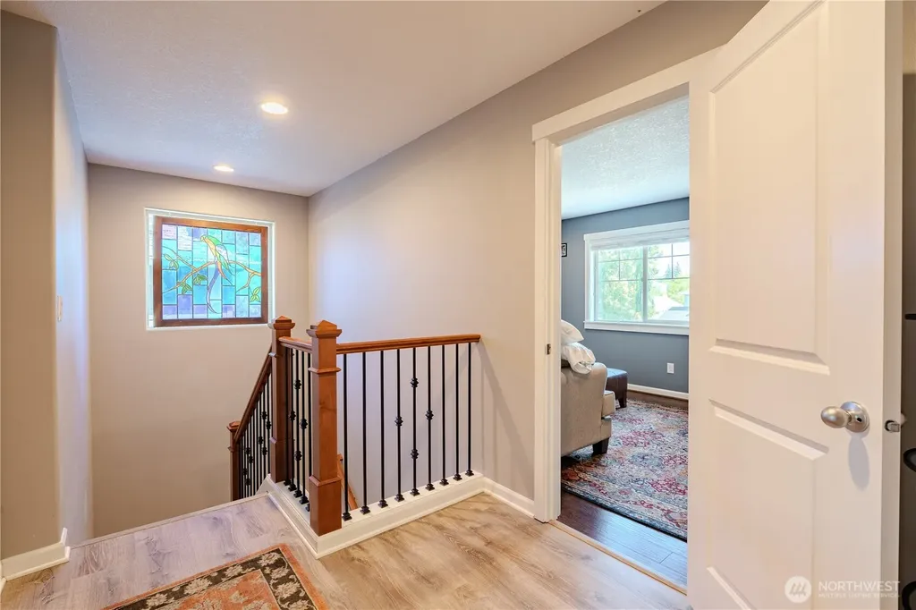 409 N 43rd Court Ridgefield WA 98642