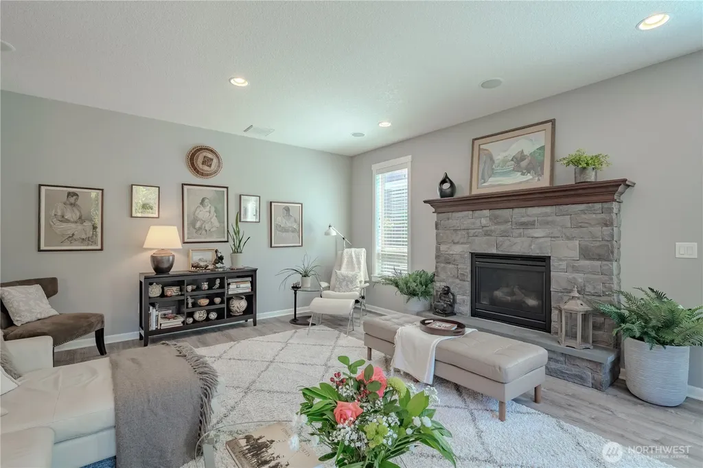 409 N 43rd Court Ridgefield WA 98642