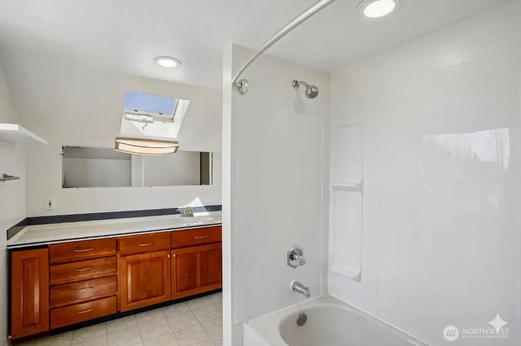 6446 S Montgomery Street Tacoma WA 98409