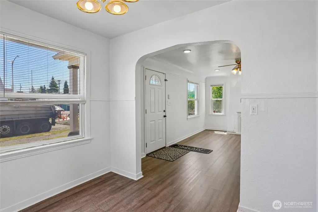 6446 S Montgomery Street Tacoma WA 98409