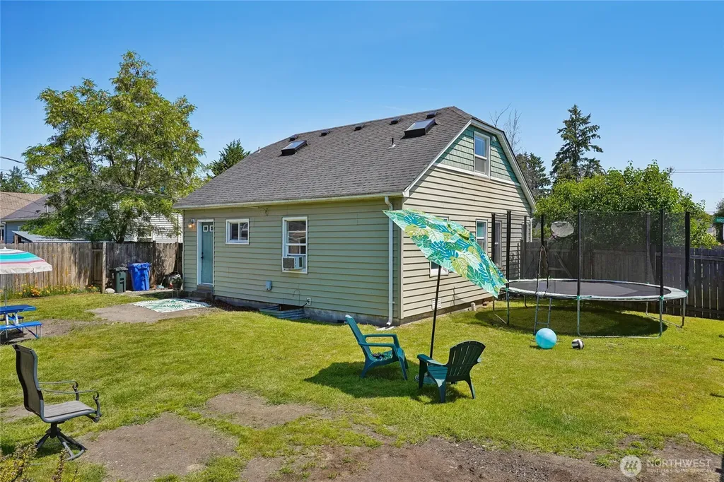 6446 S Montgomery Street Tacoma WA 98409