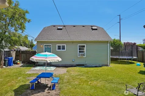 6446 S Montgomery Street Tacoma WA 98409