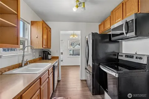 6446 S Montgomery Street Tacoma WA 98409