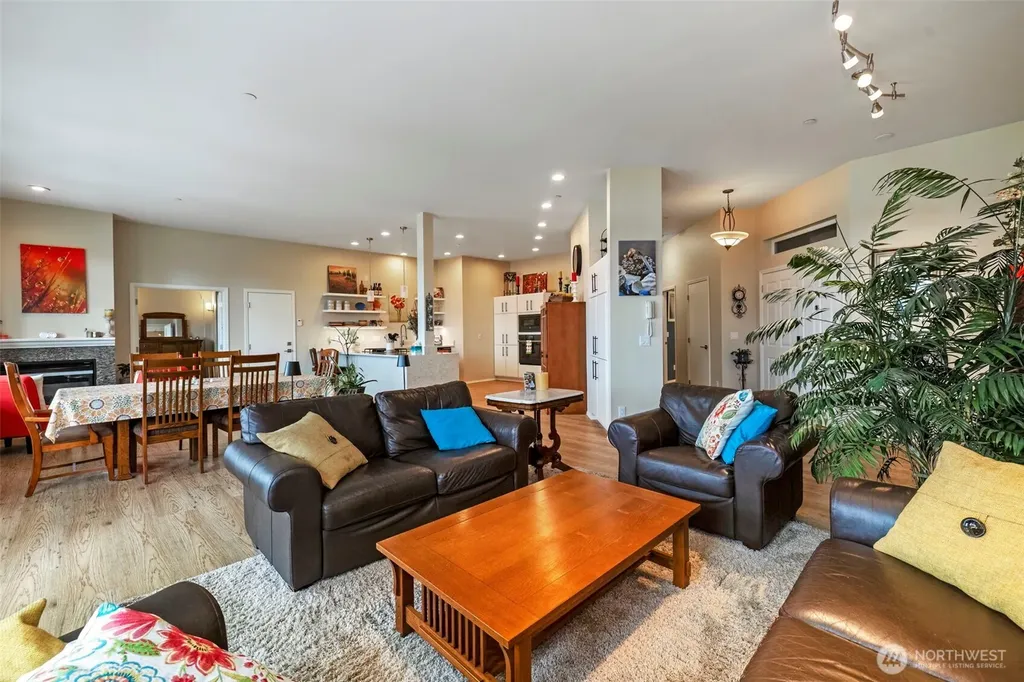 219 Tracy Avenue N Port Orchard WA 98366