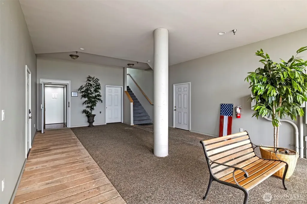 219 Tracy Avenue N Port Orchard WA 98366