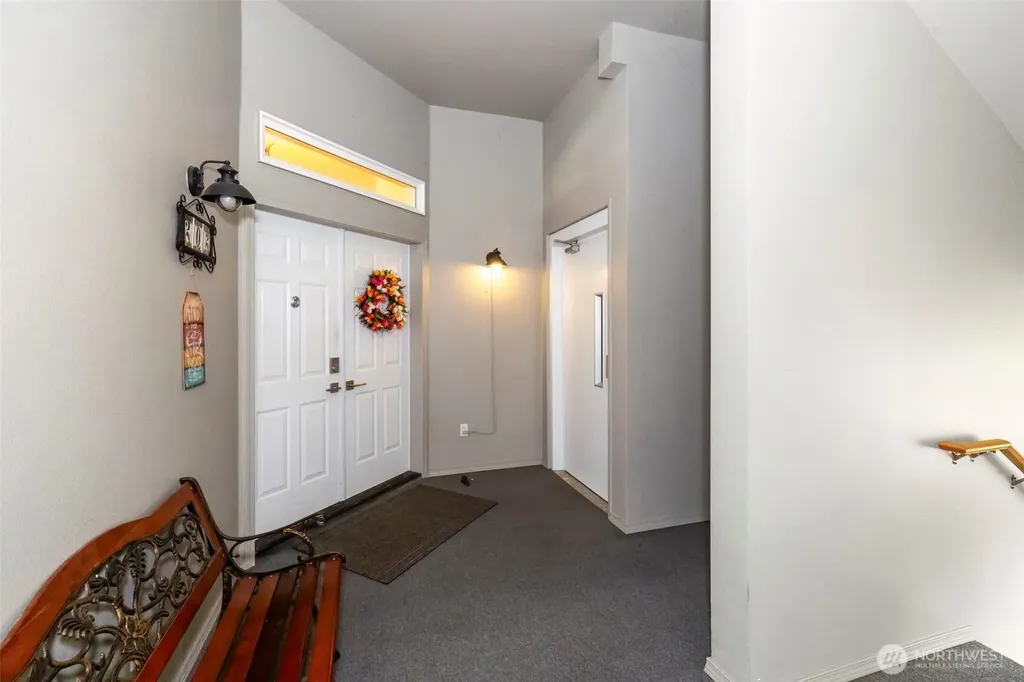 219 Tracy Avenue N Port Orchard WA 98366