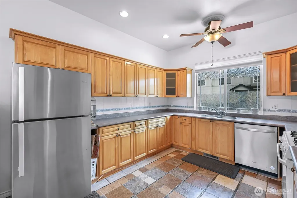 4223 Spring Court Bellingham WA 98226