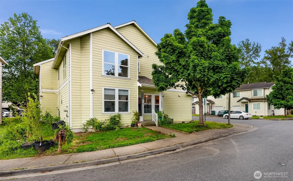 4223 Spring Court Bellingham WA 98226