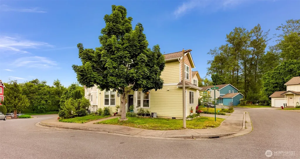 4223 Spring Court Bellingham WA 98226