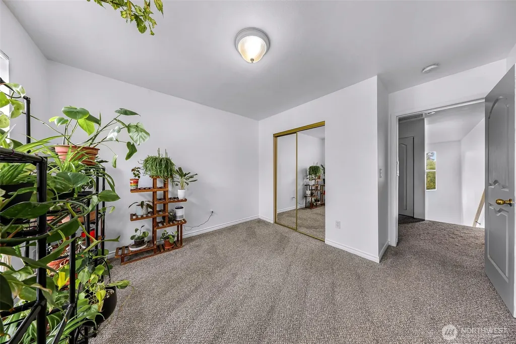 4223 Spring Court Bellingham WA 98226