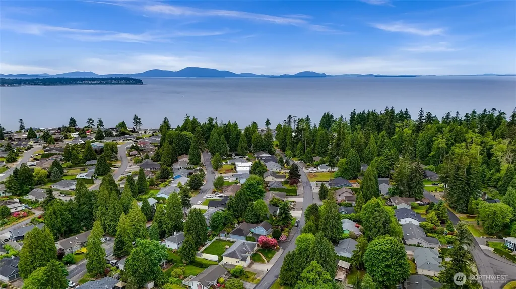 8120 Kitamat Way Blaine WA 98230