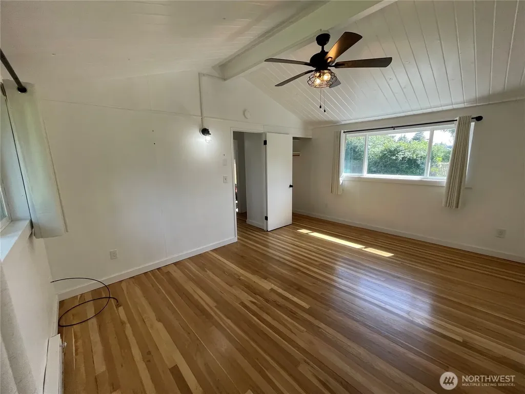 142 N Port Loop NE Ocean Shores WA 98569