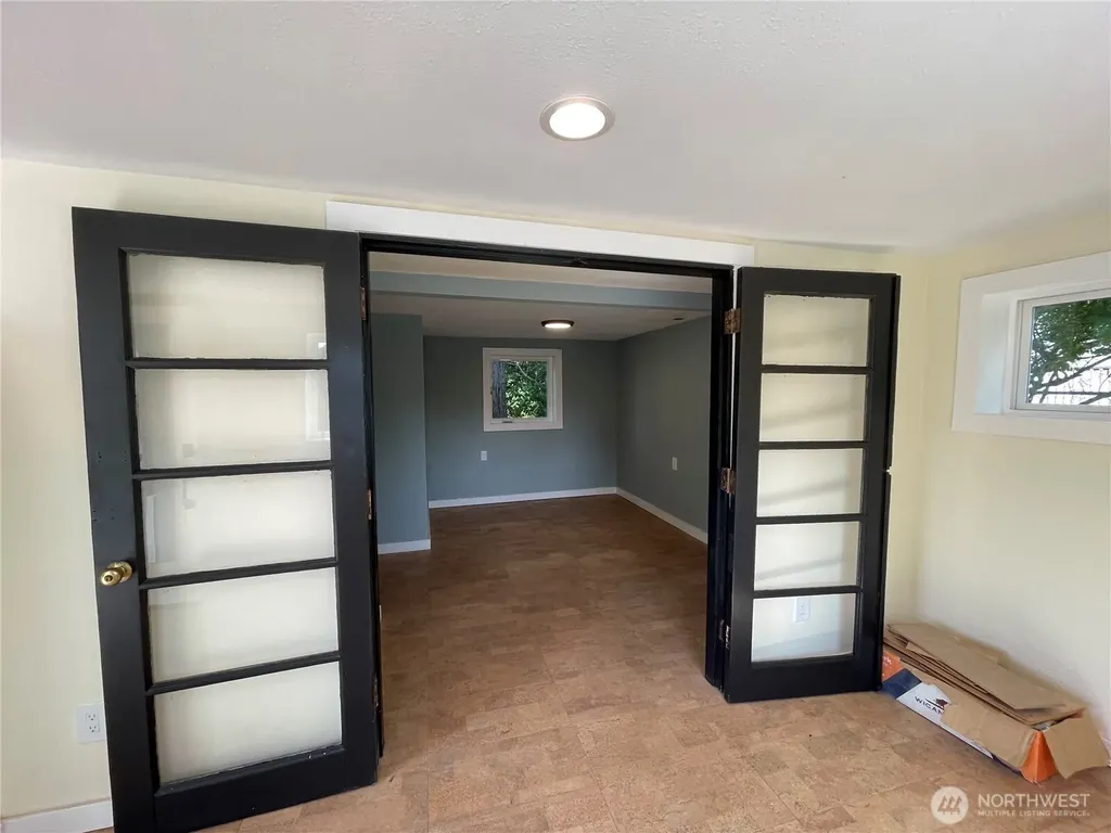 142 N Port Loop NE Ocean Shores WA 98569