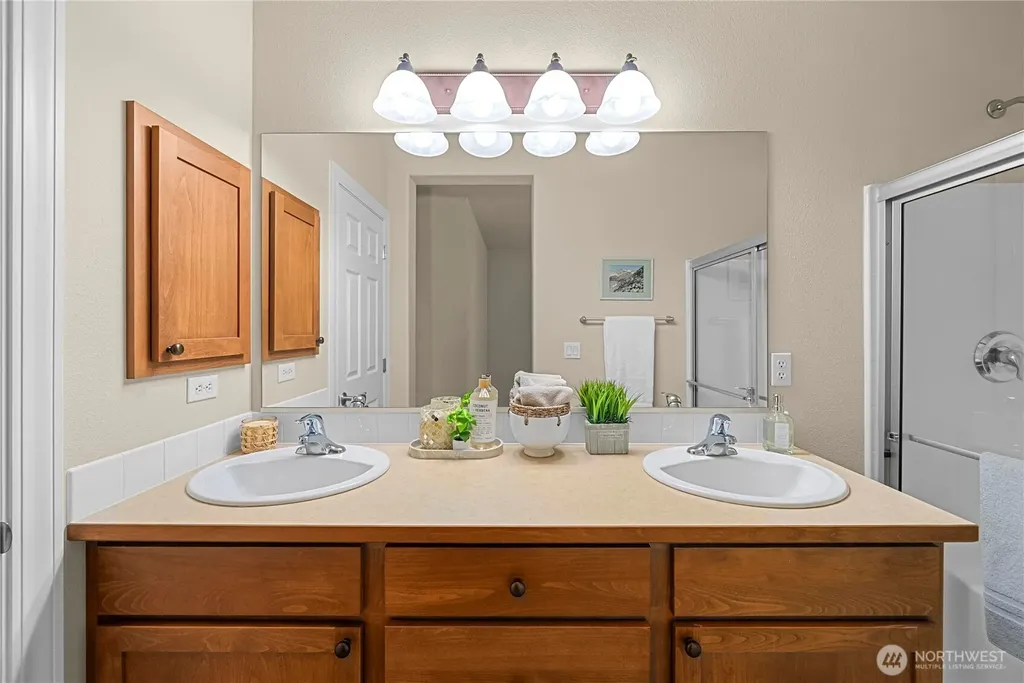 4865 Bend Drive NE Lacey WA 98516